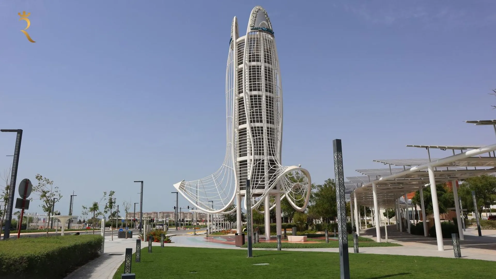 Urban 1Br Bliss With Free Pool And Parking In Masdar City Абу-Даби ОАЭ